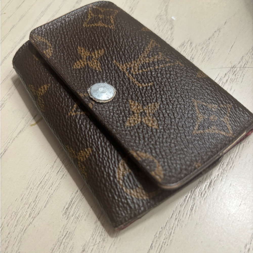 LV monogram key holder